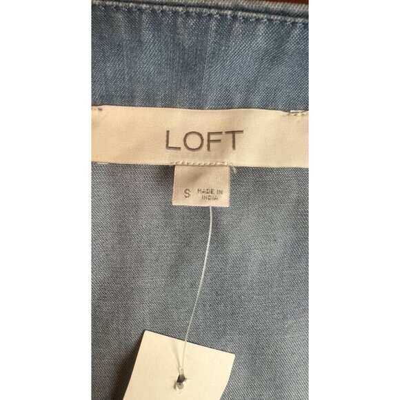 LOFT Chambray Blue Wrap Peplum Top Small Flutter Sleeves Adjustable Tie Waist - Picture 12 of 14